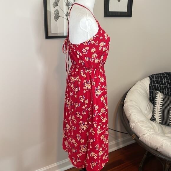 🤩3 for $30 Bundle Deal🤩
NWOT Xhilaration strappy red floral sundress - Picture 2 of 7